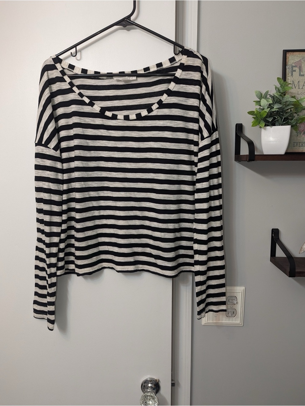 Black & White Top